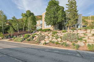 Photo 95 of 2093 S LAKELINE DR