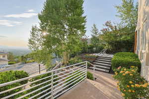 Photo 98 of 2093 S LAKELINE DR