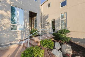 Photo 101 of 2093 S LAKELINE DR