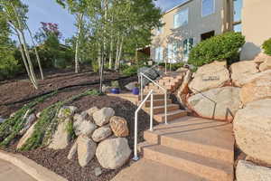 Photo 96 of 2093 S LAKELINE DR