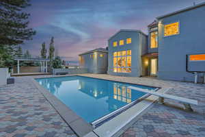 Photo 7 of 2093 S LAKELINE DR