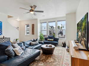 Photo 8 of 335 E PARK BLVD