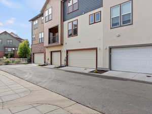 Photo 26 of 335 E PARK BLVD