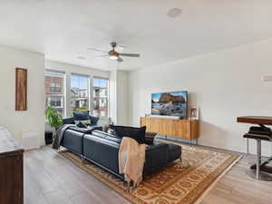 Photo 6 of 335 E PARK BLVD
