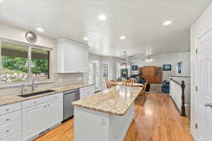 Photo 12 of 338 N HOMESTEAD LN