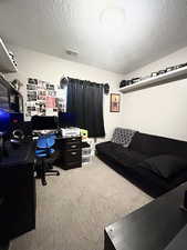 Fourth bedroom or office space