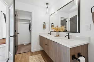 Primary Bedroom - Walk in closet