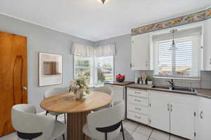 Virtually Staged Dining/Kitchen