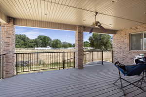 Patio with a ceiling fan