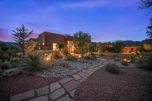 View of yard featuring a mountain view