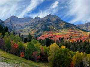 Beautiful Mt. Timpanogos in fall