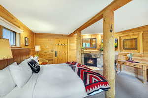 Wall mounted air conditioning and heat