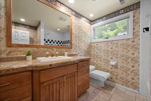 Full Bath - Upper Level