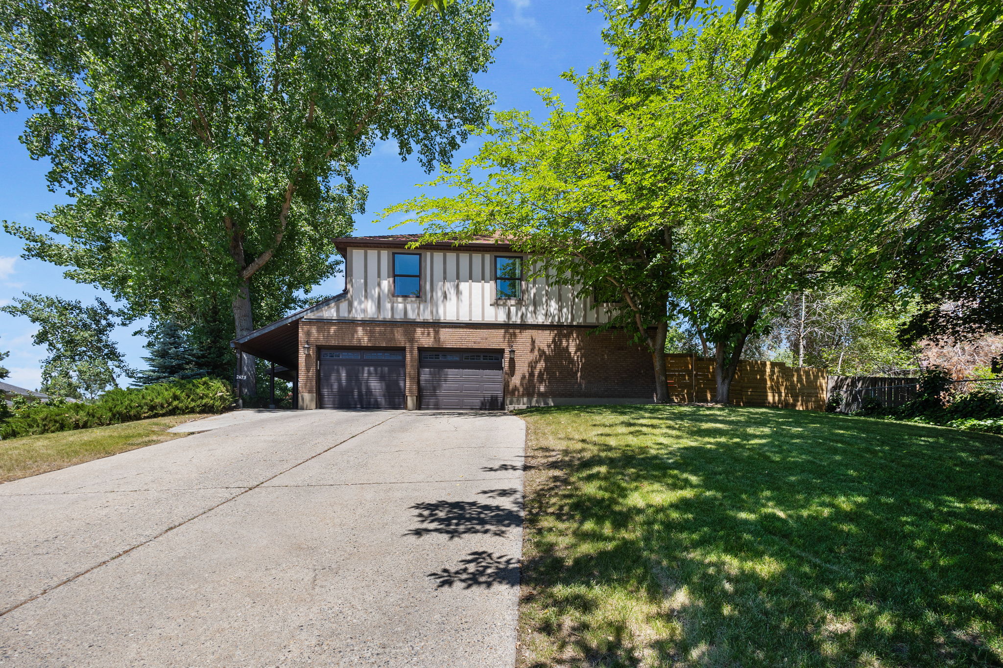 2673 E Toni Circle