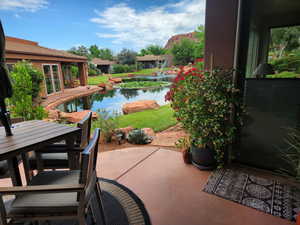 View of patio / terrace with outdoor dining area