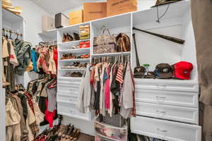 View of walk in closet