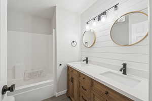 Full Bathroom Upstairs