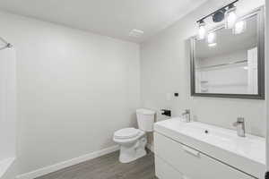 Full bathroom downstairs