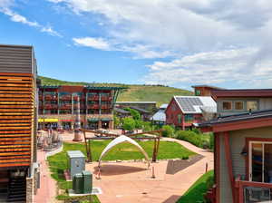 View of home's community