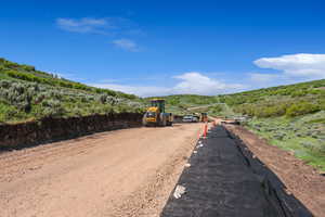 View of dirt / gravel driveway