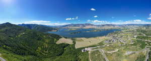 UNOBSTRUCTED PANORAMIC VIEWS