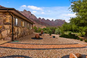 View of yard featuring a mountain view