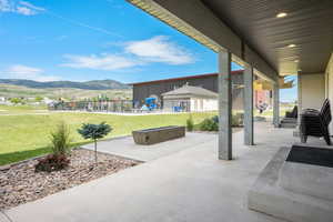 back patio with fir pit