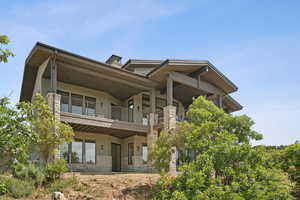 View of front facade with a balcony