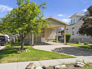 Carport is conveniently located in front of the home so you don't get rained or snowed on when you get out of you car!
