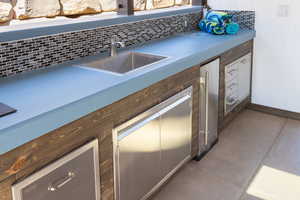 View of patio / terrace with a sink