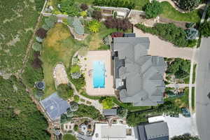 View of property location featuring a pool