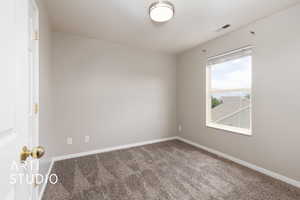 Upstairs bedroom 2