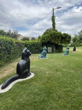 Steenblik Park cat sculptures