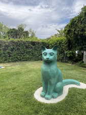 Steenblik Park cat sculpture