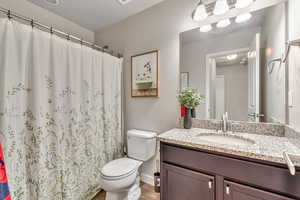 Full bath on level 2 next to 2 bedrooms