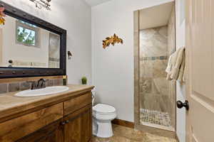 Guest Suite 2 - Bathroom