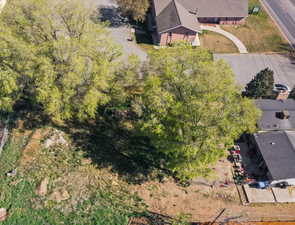 Aerial view of property and surrounding area