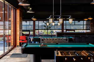 Rec room with billiards table