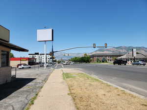 View of Washington Blvd north. Large sign included with purchase
