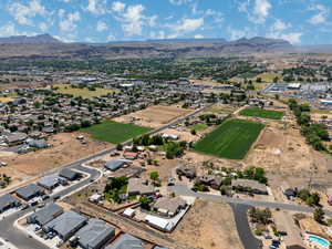 View of property location featuring mountains