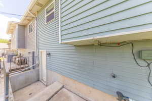 Walkout basement to back yard