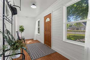 Foyer featuring ship lap