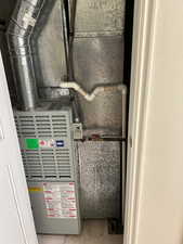Mechanical closet