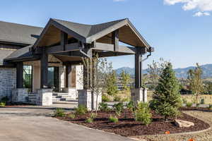 View of home's community featuring a mountain view