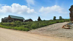 View of dirt / gravel road