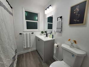 Upstairs Bath