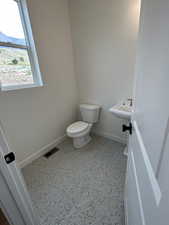 Powder bath off Kitchen