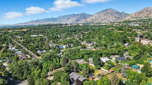 View of property location featuring a mountainous background