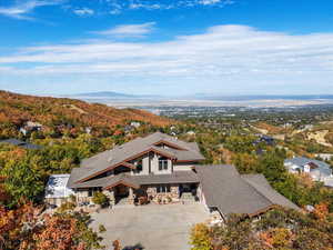 View from above of property featuring a mountainous background