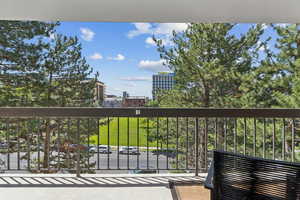 Balcony featuring a city view